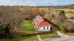 Отель Edelin Country House  Becskeháza